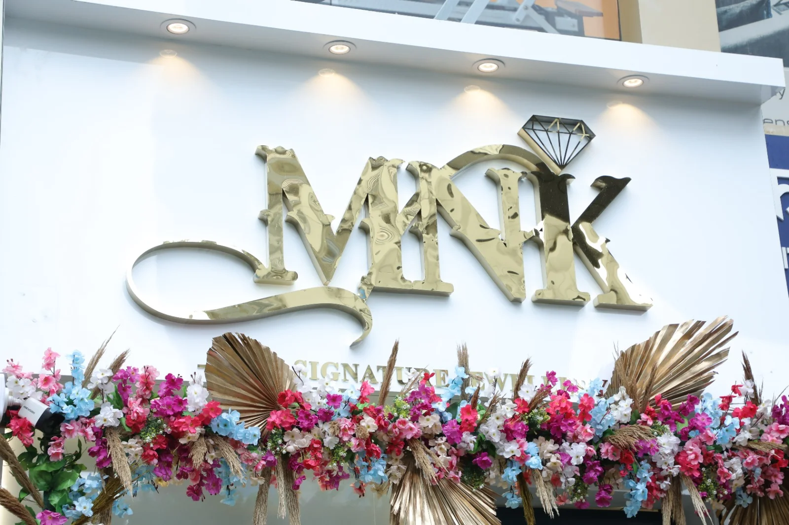MNK Jewels Gamdevi boutique - storefront