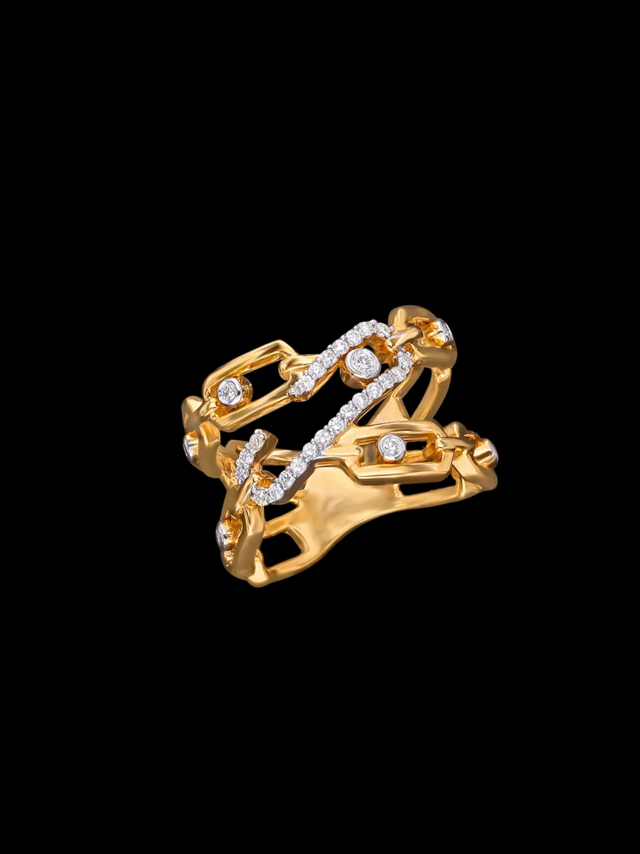 Sovereign Link Diamond Ring